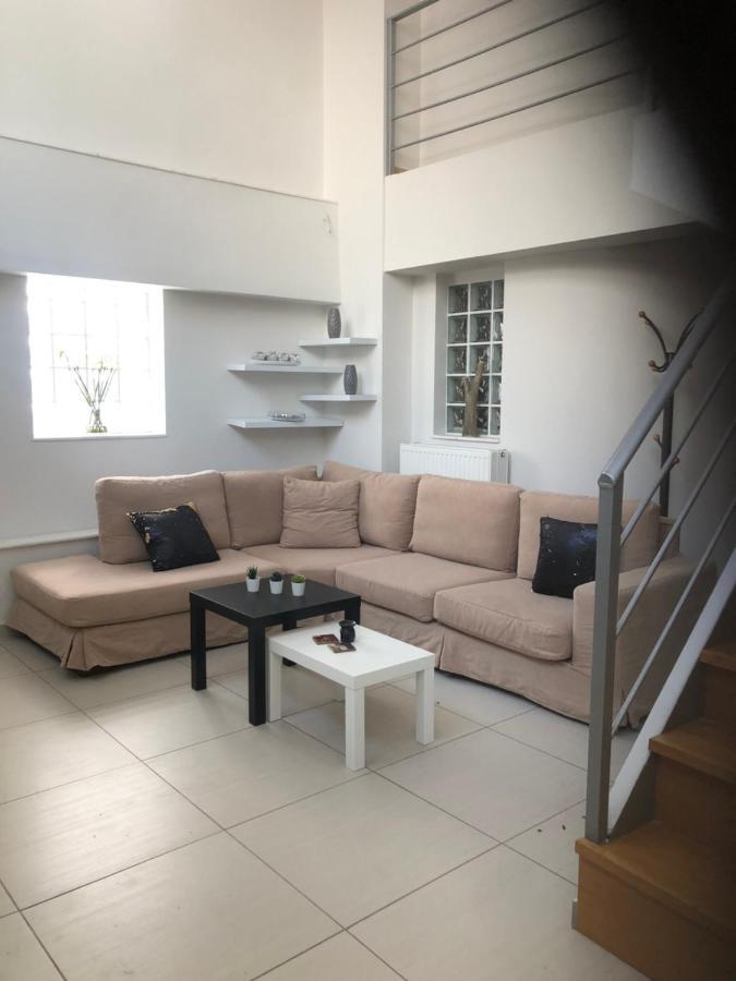 אתונה Maisonette Lux Modern Next To Metro Kerameikos 3 Rooms מראה חיצוני תמונה